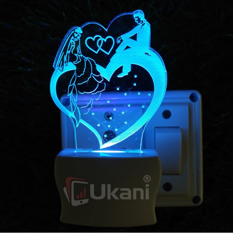UKANI 3D  Love Couple with heart  Night lamp with 7 color automatic Changing Light For Home bedroom Gift  Cafe Office Valentine Gift 